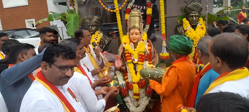 ಗೋವಾದಲ್ಲಿ ತಾಯಿ ಭುವನೇಶ್ವರಿ ಕನ್ನಡಿಗರ ಎಲ್ಲ ಸಮಸ್ಯೆಗಳನ್ನು ಪರಿಹರಿಸಲಿ-ಸಿದ್ಧಣ್ಣ ಮೇಟಿ