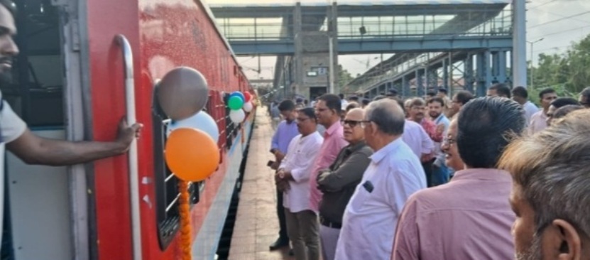 ಮಡಗಾಂವ-ಬಾಂದ್ರಾ ರೈಲು ಸಂಚಾರಕ್ಕೆ ಚಾಲನೆ