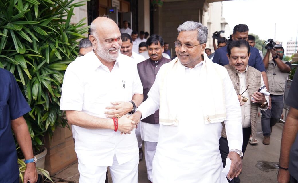 ಕುತೂಹಲ ಮೂಡಿಸಿರುವ ಸಿದ್ದರಾಮಯ್ಯ ಹೆಬ್ಬಾರ್ ಭೇಟಿ