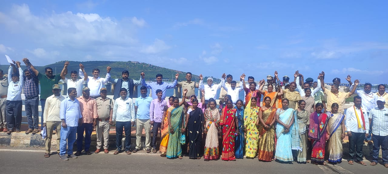 62 ಕಿಲೋಮೀಟರ್ ಮಾನವ ಮಾನವ ಸರಪಳಿ