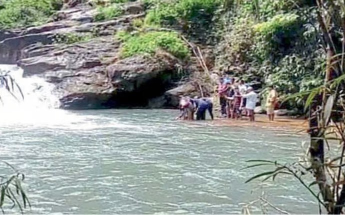 ಗೋವಾದ ಜಲಪಾತದಲ್ಲಿ ಬಿದ್ದು ಯುವಕ ಸಾವು, ಶವಕ್ಕಾಗಿ ಶೋಧ ಕಾರ್ಯ