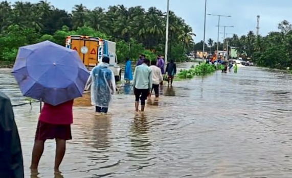 ಗೋವಾದಲ್ಲಿ ಭಾರಿ ಮಳೆ; ನೀರಲ್ಲಿ ಕೊಚ್ಚಿ ಹೋದ ಬಾಲಕ…!