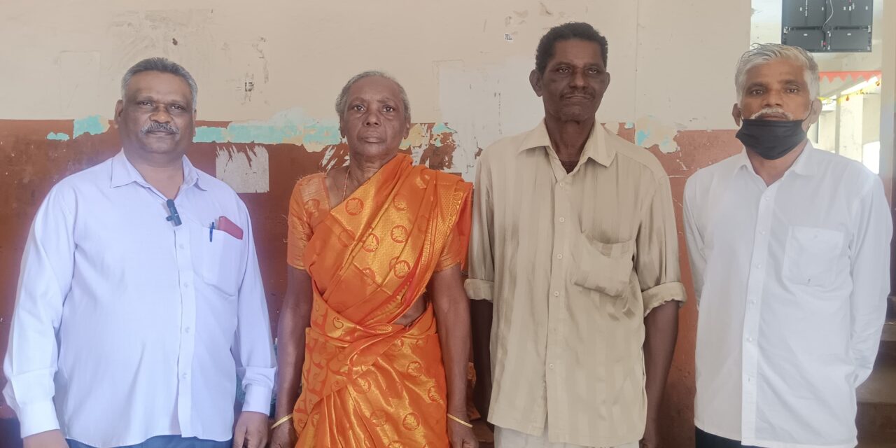 ಯಲ್ಲಾಪುರ ತಾಲ್ಲೂಕಿನ ಗುಳ್ಳಾಪುರದ ವೃದ್ಧೆ ಮಹಿಳೆಗೆ ಆಶ್ರಯ ನೀಡಿದ  ವೃದ್ಧಾಶ್ರಮ