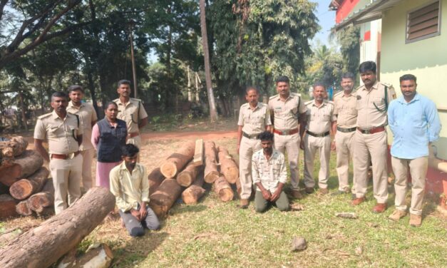 ಕಳುವಾದ ಸಾಗವಾನಿ ಮರಗಳ ವಶ