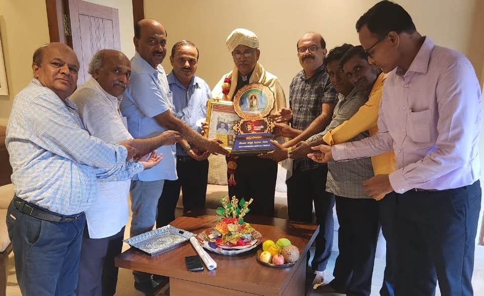 ಗೋವಾ ಕನ್ನಡ ಸಮಾಜದ ವತಿಯಿಂದ ಸ್ವಾತಂತ್ರ್ಯ ಹೋರಾಟಗಾರರನ್ನು ಸತ್ಕರಿಸಲಾಯಿತು.
