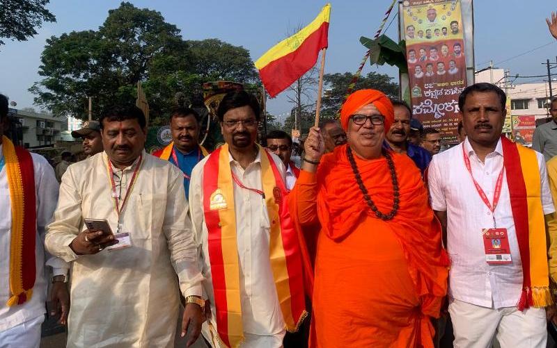 ಮಂಡ್ಯ ಸಮ್ಮೇಳನದ ಬೃಹತ್ ಮೆರವಣಿಗೆ : ಗಣ್ಯಾತಿಗಣ್ಯರು ಭಾಗಿ