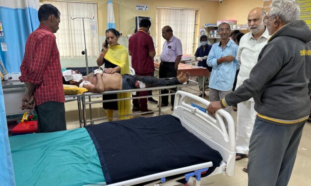 ಯಲ್ಲಾಪುರದ ಹುತ್ಕಂಡದಲ್ಲಿ ವ್ಯಕ್ತಿಯೊಬ್ಬರ ಮೇಲೆ ಕರಡಿ ದಾಳಿ