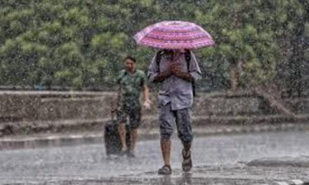 ಭಾರಿ ಚಳಿಯ ನಡುವೆ ಹಲವೆಡೆ ಮಳೆಯ ಮುಂದುವರಿಕೆ