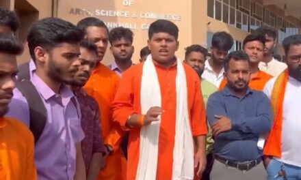 ಶಾಲೆಗಳಲ್ಲಿ ಹಿಜಾಬ್ ಧರಿಸುವುದರ ವಿರುದ್ಧ ಸಿಡಿದೆದ್ದ ಬಜರಂಗದಳ: ನಮಗೂ ಶಾಲು-ಪೇಟ ಧರಿಸಲು ಅವಕಾಶ ನೀಡಿ