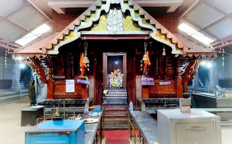 ಯಲ್ಲಾಪುರದ ಗಂಟೆ ಗಣಪತಿ ದೇವಸ್ಥಾನದ ಅಷ್ಠಬಂಧ, ಶಿಖರ ಪ್ರತಿಷ್ಠೆ ಫೆ 28 ರಿಂದ
