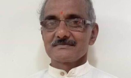 ಯಕ್ಷಗಾನ ಪ್ರಸಿದ್ಧ ಭಾಗವತ ತೃಯಂಬಕ ಹೆಗಡೆ ರವರಿಗೆ ಎಂ.ಎಮೇಶ ಪ್ರಶಸ್ತಿ