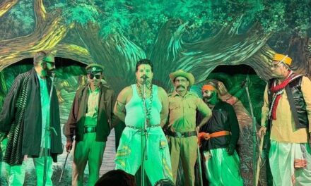 ಮಲವಳ್ಳಿಯಲ್ಲಿ ಪ್ರೇಕ್ಷಕರನ್ನು ರಂಜಿಸಿದ ನಾಟಕ
