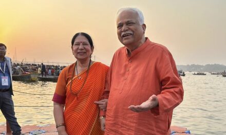 ಕುಂಭಮೇಳದಲ್ಲಿ ಕುಟುಂಬ ಸಮೇತರಾಗಿ ಭಾಗವಹಿಸಿದ ಶಾಸಕ ಆರ್.ವಿ.ದೇಶಪಾಂಡೆ