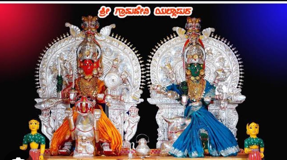 ಯಲ್ಲಾಪುರ ಶ್ರೀದೇವಿಯರಿಗೆ ಸ್ವರ್ಣ ಕಿರೀಟ ಸಮರ್ಪಣೆ ಕಾರ್ಯಕ್ರಮ