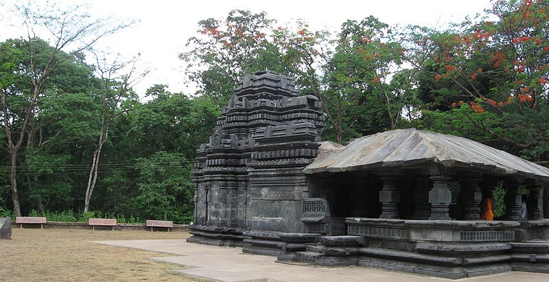 ಮಹಾದೇವ ದೇವಸ್ಥಾನ ತಾಂಬಡಿ ಸುರ್ಲಾ