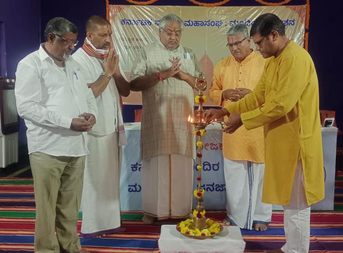 ದೇವಸ್ಥಾನಗಳನ್ನು ಸರಕಾರೀಕರಣದಿಂದ ಮುಕ್ತಗೊಳಿಸಲು ಸಂಘಟಿತರಾಗೋಣ !