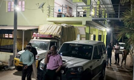 ಜಿಎಸ್ ಟಿ ಅಧಿಕಾರಿಗಳಿಂದ ರೈತರ ಗೋಡೋನ್ ಮೇಲೆ ದಾಳಿ