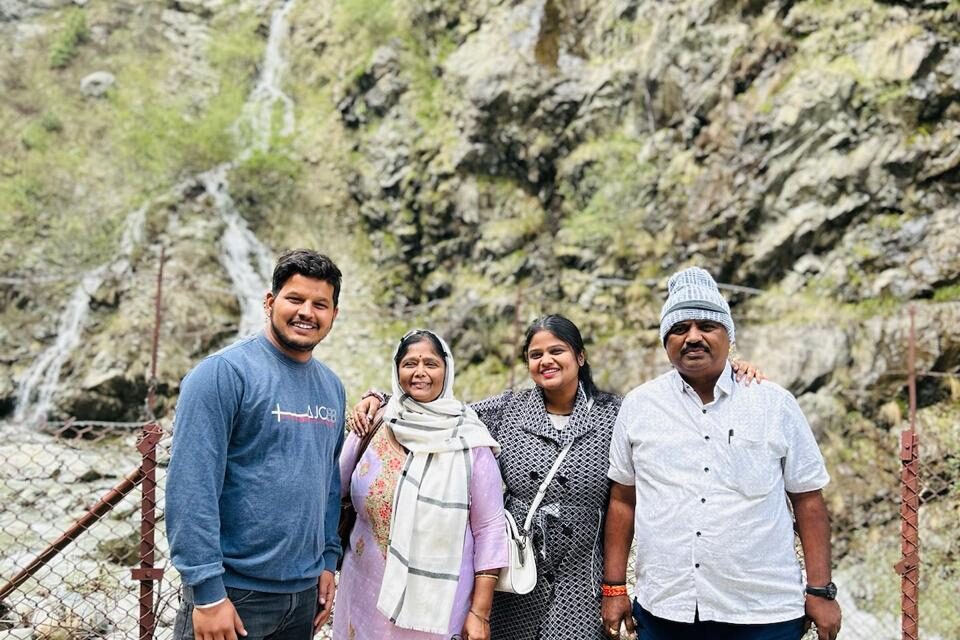 ಹರಪನಹಳ್ಳಿಯ ಕುಟುಂಬವೊಂದು ಪಹಲ್ಗಾಮ್ ದಾಳಿಯಲ್ಲಿ ಸೇಫ್