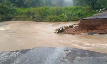 ಕೊಚ್ಚಿಹೋದ ಸೇತುವೆ: ಬೆಳಗಾವಿ-ಗೋವಾ ಚೋರ್ಲಾ ಘಾಟ್ ಮಾರ್ಗ ಬಂದ್…!