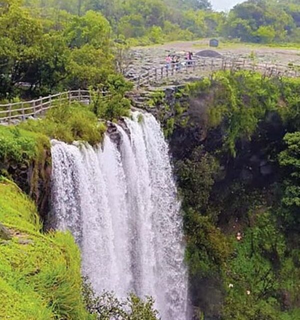 Chikale Falls/ ಬೆಳಗಾವಿ-ಗೋವಾ ಗಡಿ ಭಾಗದಲ್ಲಿದೆ ಸುಂದರ ಜಲಪಾತ