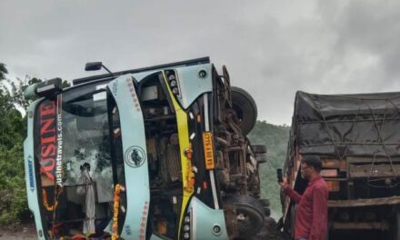 ಬೆಂಗಳೂರು-ಗೋವಾ ಬಸ್ ಅರಬೈಲ್ ಘಟ್ಟದಲ್ಲಿ ಭೀಕರ ಅಪಘಾತ