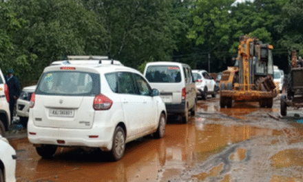 ಗೋವಾ-ಬೆಳಗಾವಿ ರಸ್ತೆ ಬಂದ್, ಭಾರಿ ಟ್ರಾಫಿಕ್ ಜಾಮ್…?!