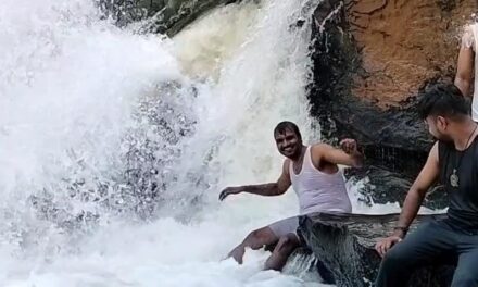 ಅಬ್ಬಿ ಫಾಲ್ಸ್ ನಲ್ಲಿ ನೀರುಪಾಲಾದ ತಮಿಳುನಾಡು ಮೂಲದ ಯುವಕ..!