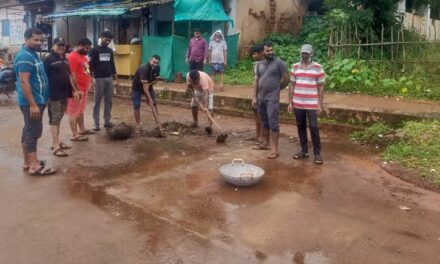 ಉಳವಿಯಲ್ಲಿ ಗ್ರಾಮಸ್ಥರಿಂದಲೇ ಸ್ವಚ್ಛತಾ ಕಾರ್ಯ