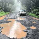ಎಚ್ಚರ ಪ್ರವಾಸಿಗರೇ…ಗೋವಾ-ಬೆಳಗಾವಿ ರಸ್ತೆಯಲ್ಲಿದೆ ಭಾರಿ ಹೊಂಡ..!
