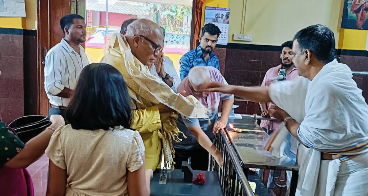 ರಾಯರ ಮಠಕ್ಕೆ ಆಗಮಿಸಿದ ಮಂತ್ರಿ  ದಿಗಂಬರ್ ಕಾಮತ್