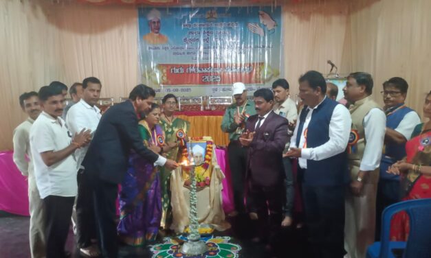 ರಾಧಾಕೃಷ್ಣನ್ ಅವರ ಜನ್ಮ ದಿನ, ಗುರು ಗೌರವ ಅರ್ಪಣೆ