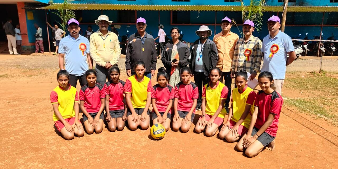 ಜಗಲಬೇಟ ಪ್ರೌಢಶಾಲೆಯ ವಿಧ್ಯಾರ್ಥಿಗಳು ವಾಲಿಬಾಲ್ ಸ್ಪರ್ಧೆಯಲ್ಲಿ ಜಿಲ್ಲಾ ಮಟ್ಟಕ್ಕೆ ಆಯ್ಕೆ
