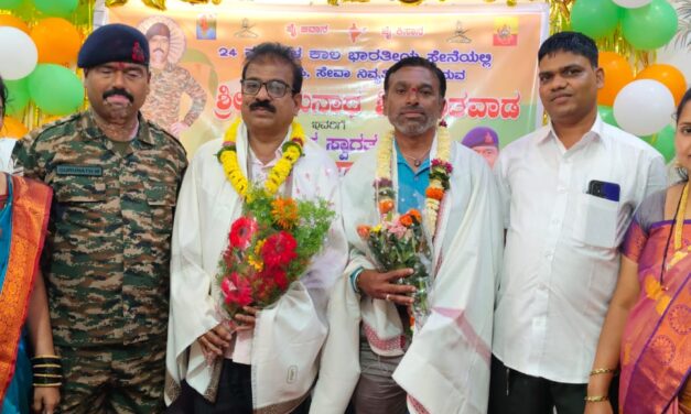 ಬೈಲಹೊಂಗಲ ಪತ್ರಿ ಬಸವ ನಗರದಲ್ಲಿ ಯೋಧರಿಂದ ಸಾಧಕರಿಗೆ ಸನ್ಮಾನ