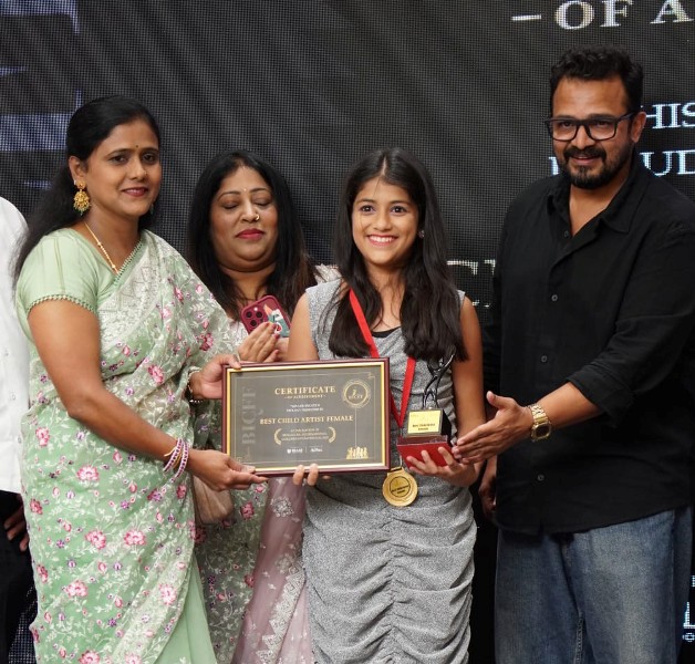 ಋತು ಸ್ಪರ್ಶಗೆ ಅತ್ಯುತ್ತಮ ಬಾಲ ನಟಿ ಪ್ರಶಸ್ತಿ
