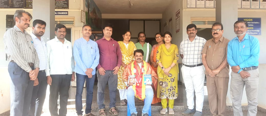 ಮಂಜುನಾಥ ಅವರ ಕ್ರಿಯಾಶೀಲತೆ ಮತ್ತು ಸೃಜನಶೀಲತೆ ಅನುಕರಣೀಯ