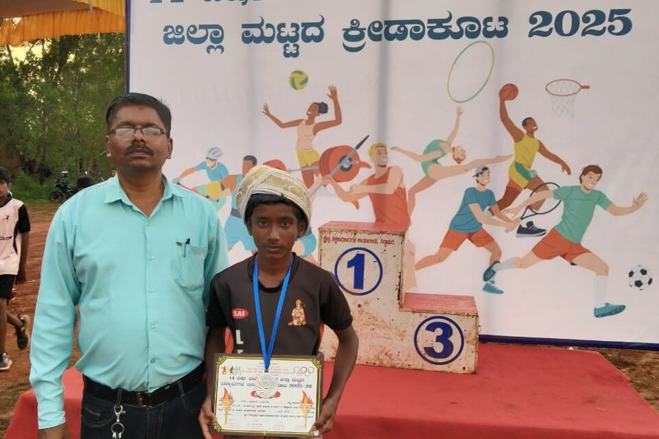 ಶಿರಸಿ ಶೈಕ್ಷಣಿಕ ಜಿಲ್ಲಾ ಮಟ್ಟದ ಹೈಜಂಪ್ನಲ್ಲಿ ಮಿಂಚಿದ ಕರಣ್ ಅರ್ಜುನ್