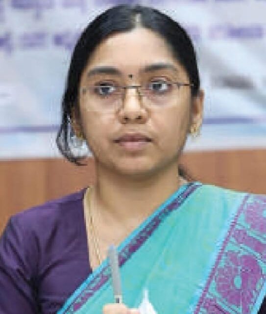 ಪದವೀಧರರ ಮತಕ್ಷೇತ್ರಕ್ಕೆ ಮತದಾರರಾಗಿ ನೊಂದಣಿ ಮಾಡಿಕೊಳ್ಳಿ : ಜಿಲ್ಲಾಧಿಕಾರಿ
