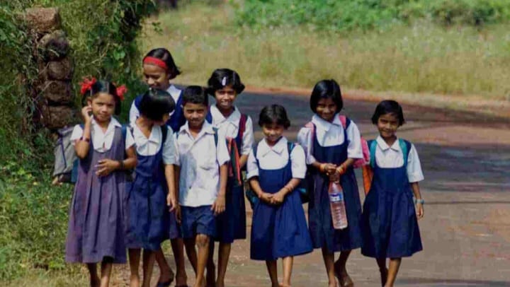 ದಸರಾ ರಜೆಯ ನಂತರ ಸರ್ಕಾರಿ ಶಾಲೆಗಳಲ್ಲಿ ಚಿಣ್ಣರ ಕಲರವ