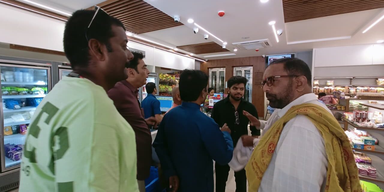 ಹಲಾಲ್’ ಪ್ರಮಾಣಿತ ‘ಮೆಂಟೋಸ್’ ಚಾಕಲೇಟ್ ಮಾರಾಟ ಮಾಡದಂತೆ ಹಿಂದೂತ್ವನಿಷ್ಠರಿಂದ ಮನವಿ