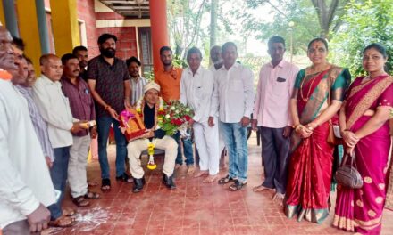 ಹಳಿಯಾಳ ಕೆ.ಡಿ.ಸಿ.ಸಿ ನಿರ್ದೇಶಕ ಎಸ್.ಎಲ್.ಘೋಟ್ನೇಕರಗೆ ಗೌರವ,ಸನ್ಮಾನ