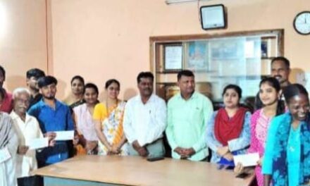 ಉಮ್ಮಚಗಿ ಗ್ರಾ.ಪಂ.ನಲ್ಲಿ ವಿದ್ಯಾರ್ಥಿ ವೇತನ ಚೆಕ್ ವಿತರಣೆ