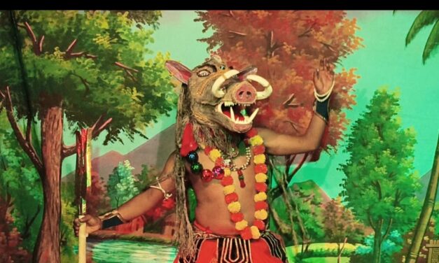 ಡೇರಿಯಾದಲ್ಲಿ ವರಾಹ ರೂಪ ಮರಾಠಿ ಪೌರಾಣಿಕ ನಾಟಕ ಪ್ರದರ್ಶನ
