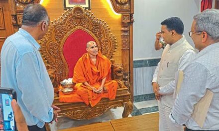 ಗೋವಾ ಪರ್ತಗಾಳಿ ಮಠಕ್ಕೆ ಸಿಎಂ ಭೇಟಿ, ಸಿದ್ಧತಾ ಕಾರ್ಯಗಳ ಪರಿಶೀಲನೆ