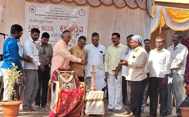 ಶಾಲಾ ಮಕ್ಕಳಲ್ಲಿ ಶಿಕ್ಷಕರು ಪ್ರತಿಭೆ ಗುರುತಿಸಿ ಪ್ರೋತ್ಸಾಹಿಸಬೇಕು: ಎಮ್.ಬಿ.ನಾಯ್ಕರ