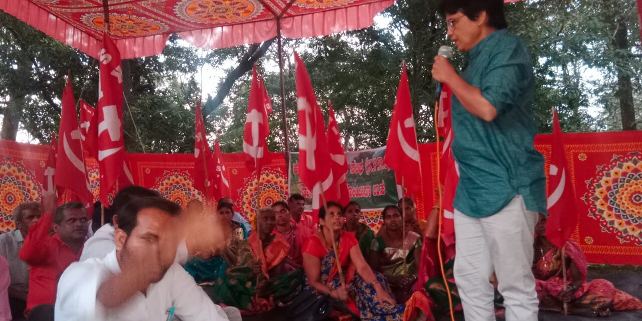 ಹೋರಾಟ ತೀವ್ರಗೊಳಿಸಲು ಯಮುನಾ ಗಾಂವಕರ ಕರೆ