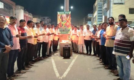 ಸಾಲುಮರದ ತಿಮ್ಮಕ್ಕಳಿಗೆ ಶ್ರದ್ಧಾಂಜಲಿ ಅರ್ಪಣೆ