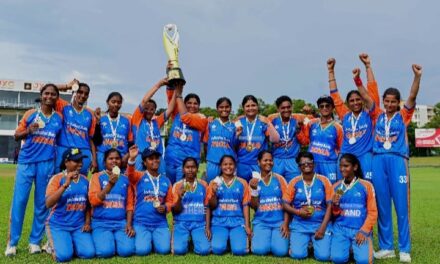 ಅಂಧಕಾರವನ್ನು ಮೀರಿ ಮತ್ತೊಂದು ಟಿ 20 ವಿಶ್ವಕಪ್ ಗೆದ್ದು ಮಿನುಗಿದ ಭಾರತೀಯ ವನಿತೆಯರು