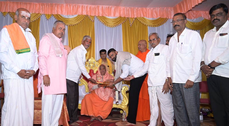 ಎಲ್ಲಾ ಜನಾಂಗದ ಪ್ರತೀಕ ಅಯ್ಯಪ್ಪಸ್ವಾಮಿ:ಕೋಡಿಮಠದ ಶ್ರೀಗಳು