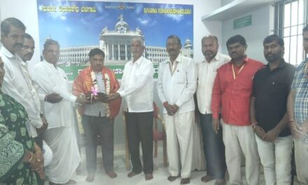 ಬೆಟಗೇರಿ ಗ್ರಾಮ ಪಂಚಾಯತಿ ಪಿಡಿಒ ಎಮ್.ಎಲ್.ಯಡ್ರಾಂವಿಗೆ ಸತ್ಕಾರ