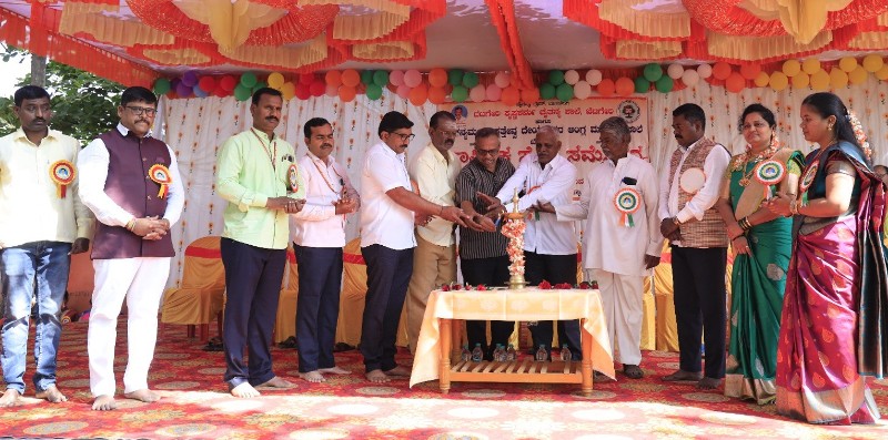 ಶಿಕ್ಷಣದೊಂದಿಗೆ ಸಂಸ್ಕಾರವೂ ಮುಖ್ಯ:S.M.ಲೋಕನ್ನವರ